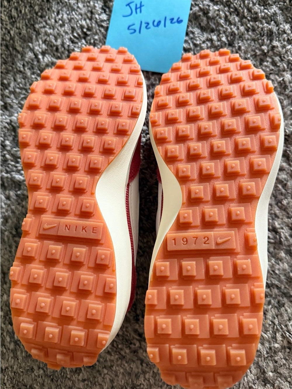 Women’s 7 Nike Pink Suede & Mesh Sneakers - Picture 6 of 7